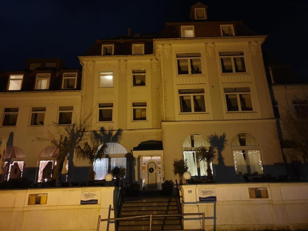 See Schlosshotel Am Kellersee Eutin Zewnętrze zdjęcie